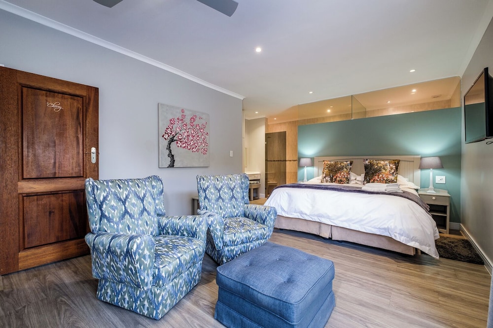 Luxury Double Self Catering Suite photo 1