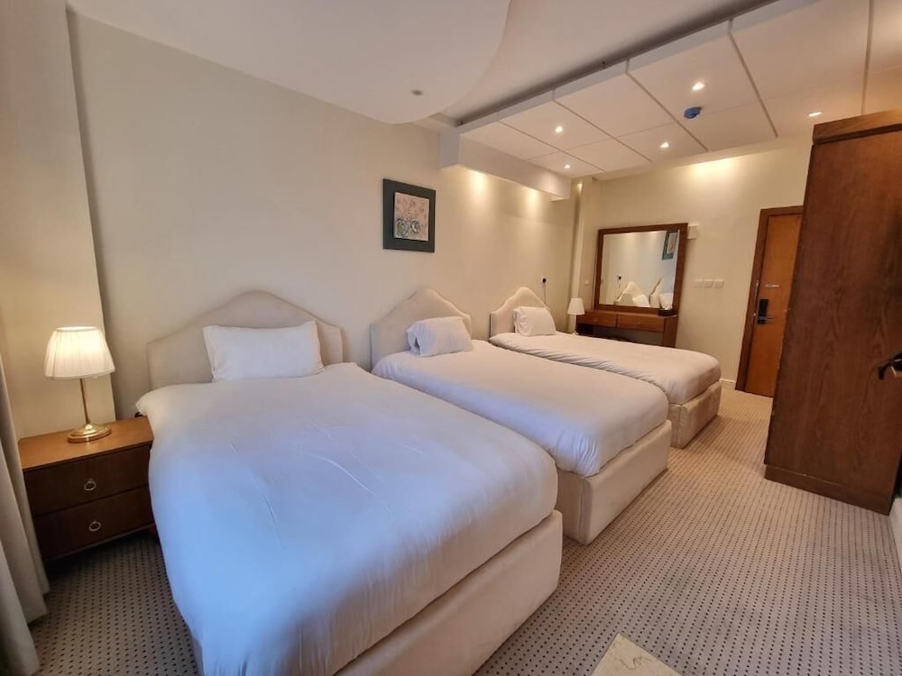 Deluxe Triple Room photo 1