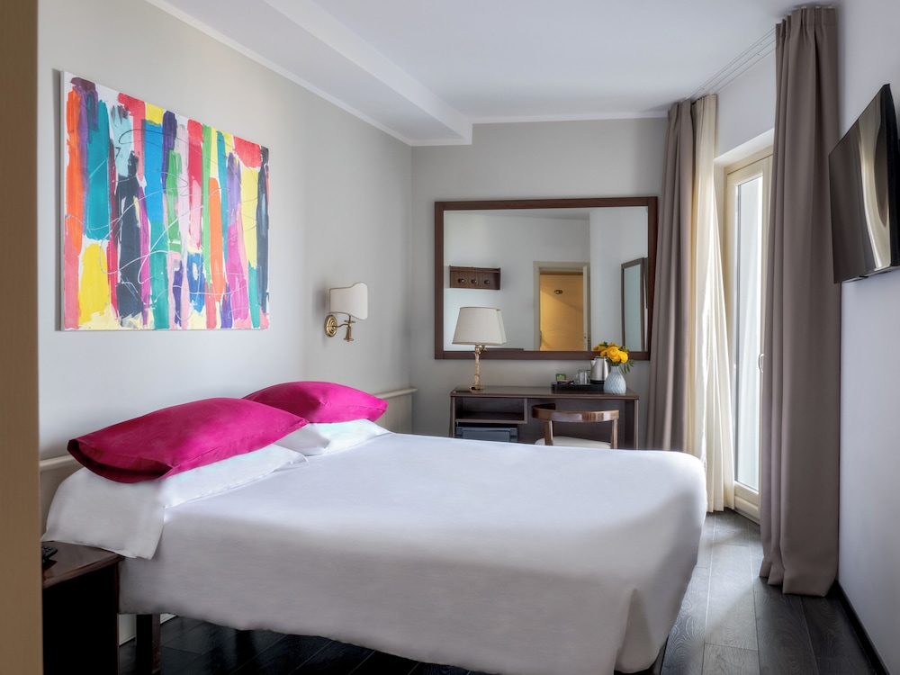 Standard Double Room - Photo 1