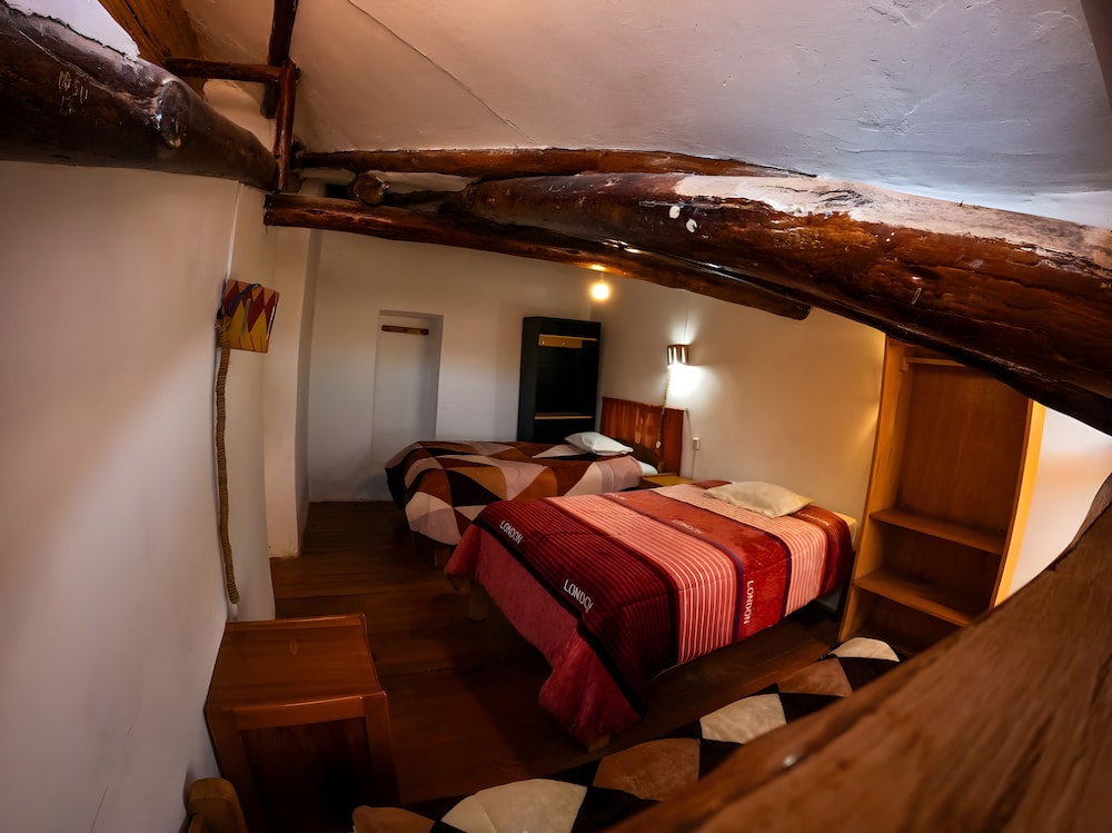 Traditional Triple Room photo 2