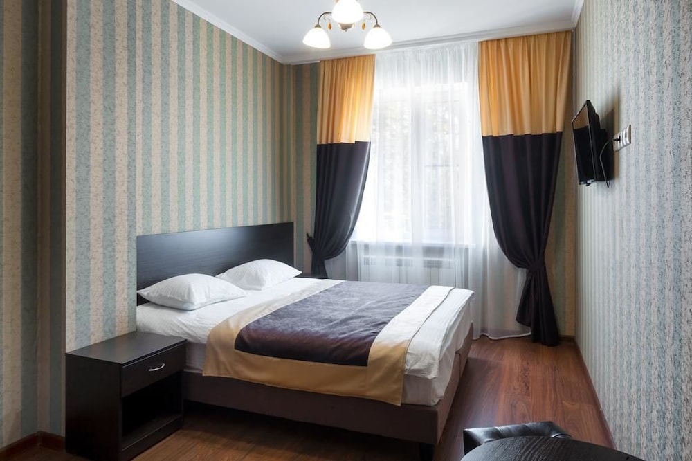 Standard Double or Twin Room photo 1