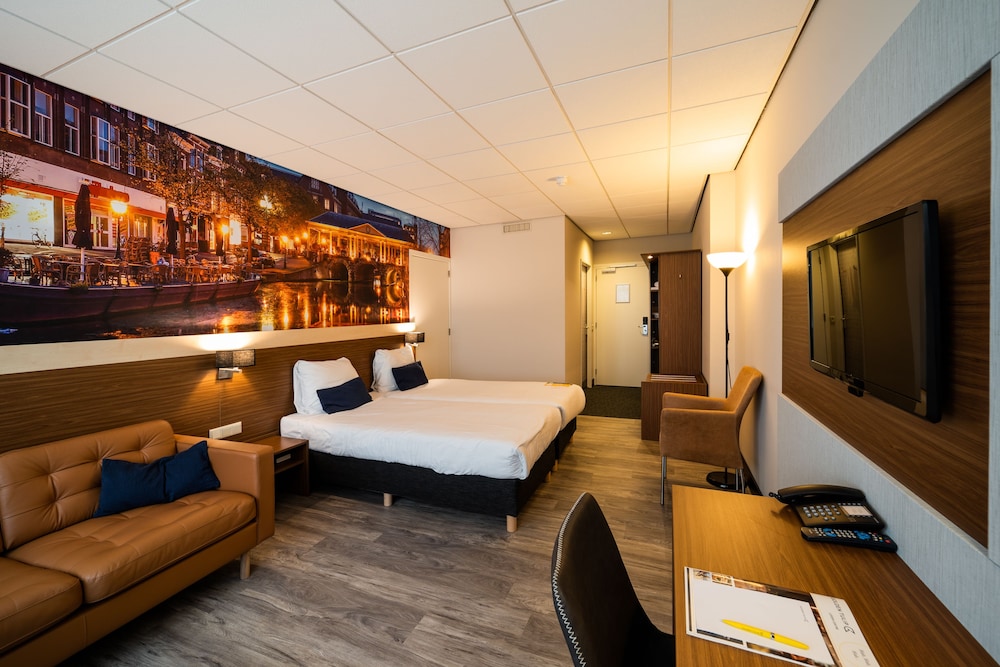 Executive Room - Photo 2