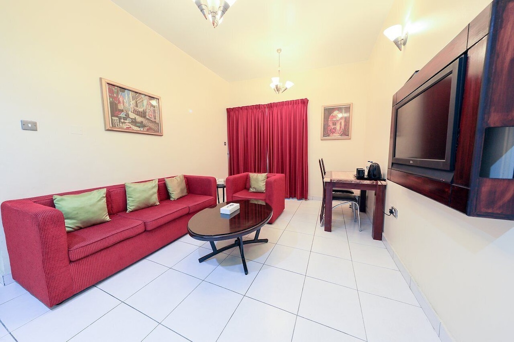 Deluxe Apartment, 2 Bedrooms, City View photo 3