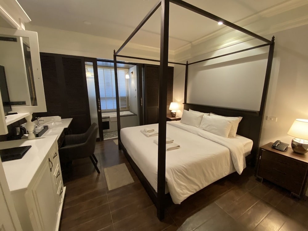 Standard Double or Twin Room - Photo 4