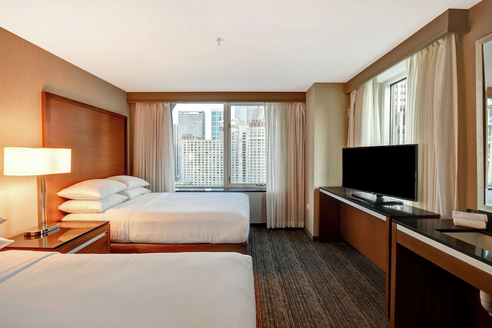 Presidential Room, 2 Bedrooms, Non Smoking thumbnail 5