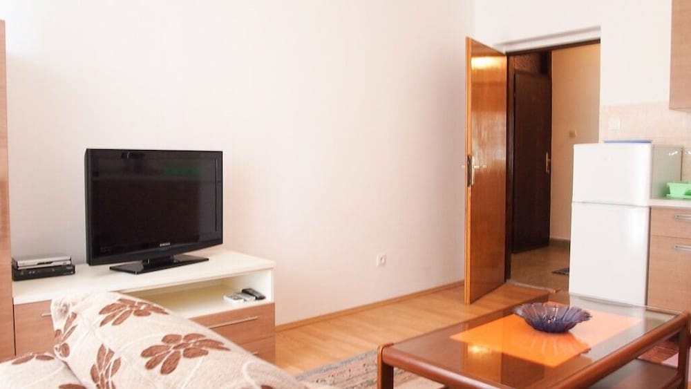Apartment (Ruza - A4(3+2))