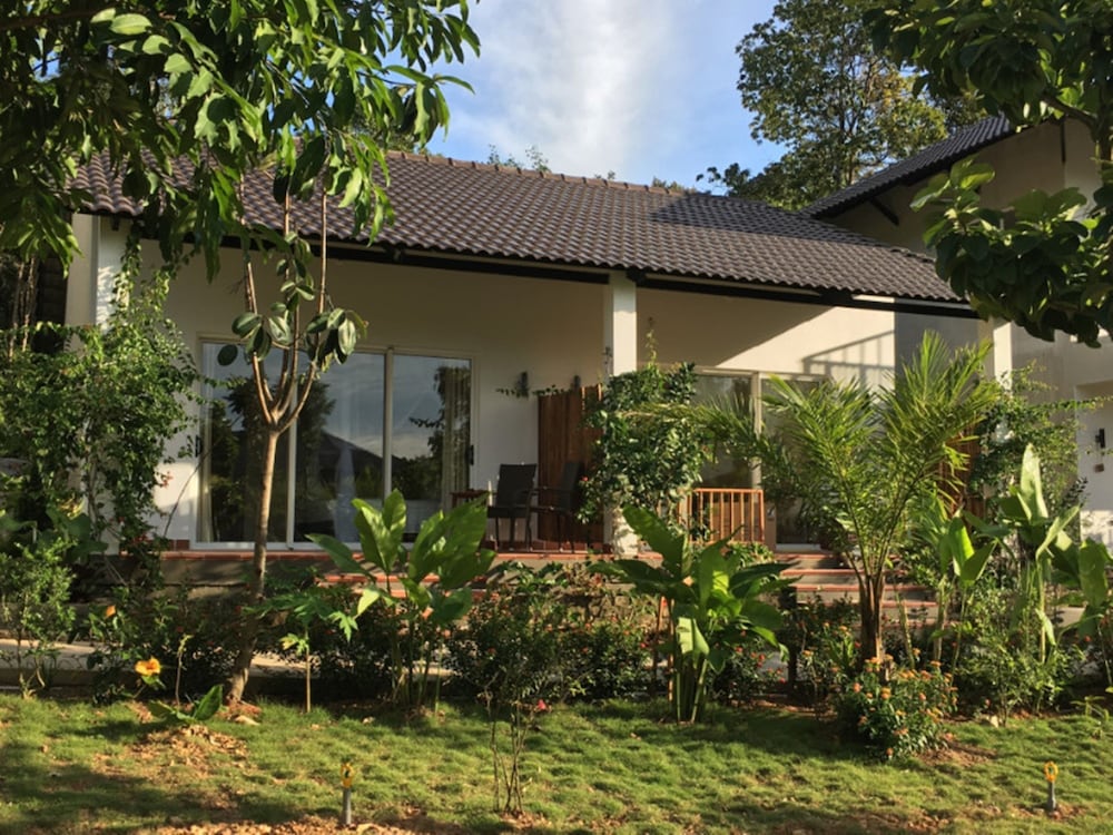 Superior Bungalow photo 2