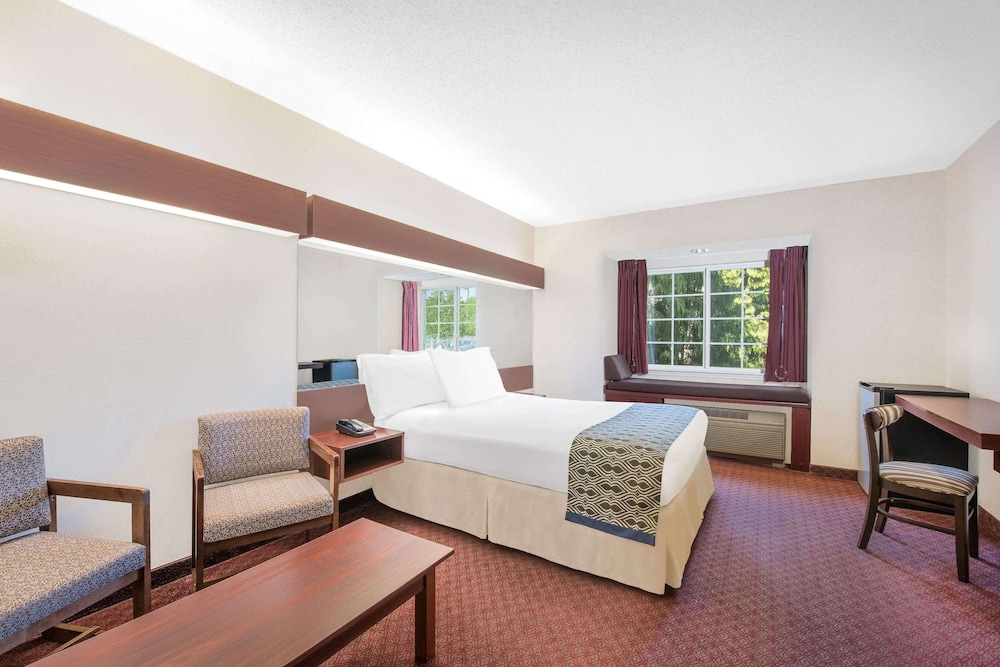 Room, Accessible - Photo 1