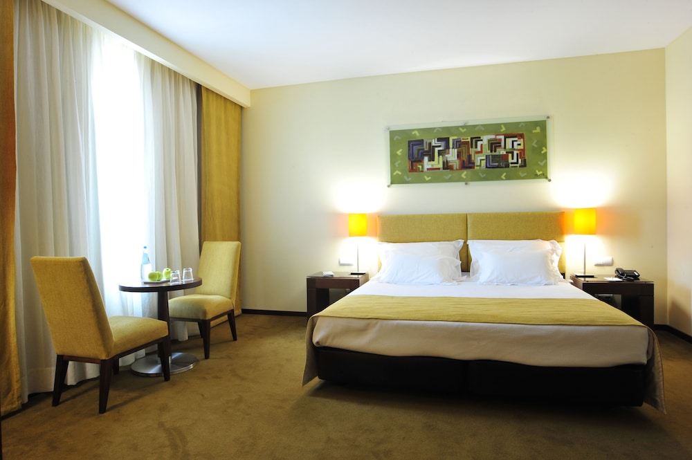 Single Room - Photo 11