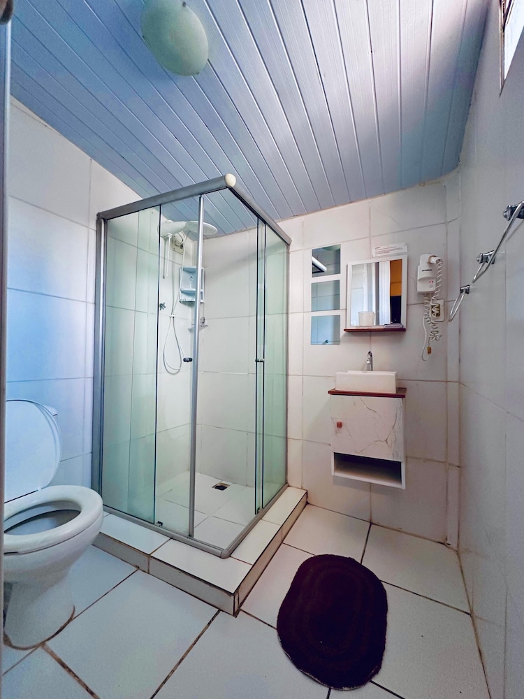 Standard Triple Room photo 2
