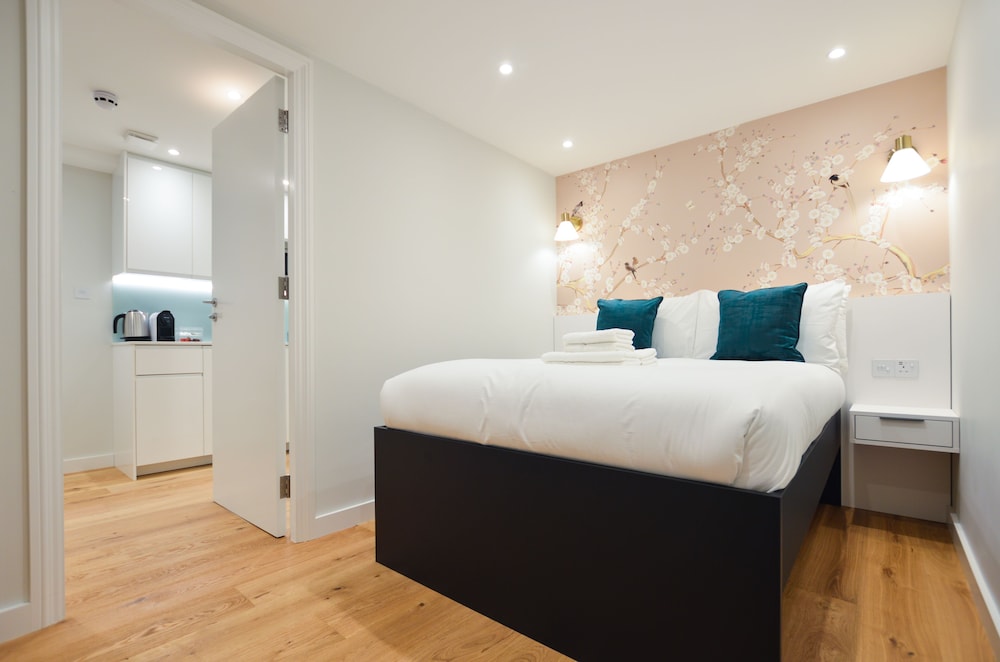 Lower Ground Floor One Bedroom photo 1