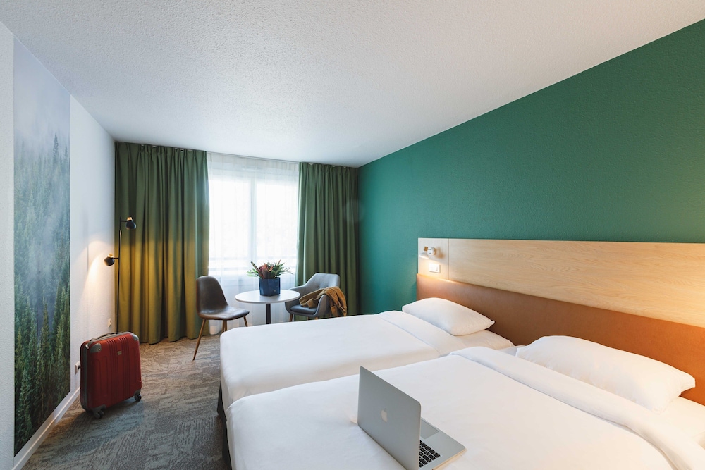 Standard Room, 2 Twin Beds - Photo 1
