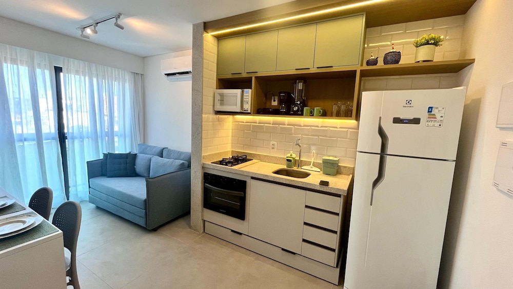Apartment photo 2