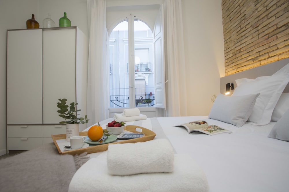 Apartamento, 3 habitaciones, terraza (Parque Central XII)
