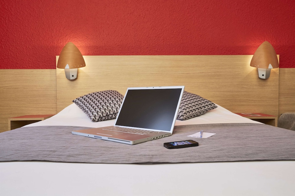 Superior Room, Multiple Beds - Photo 8