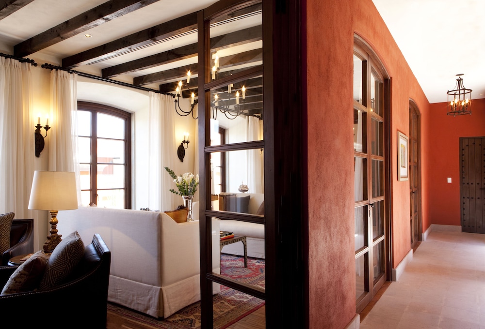 Rosewood Suite - Photo 7