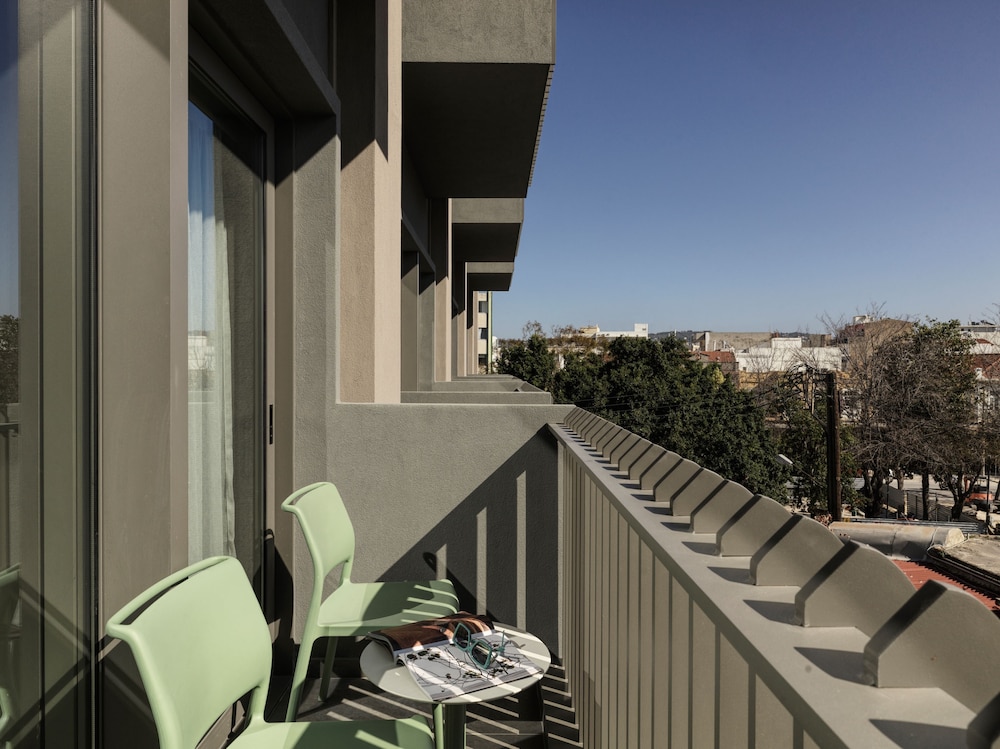 Premium Balcony Room