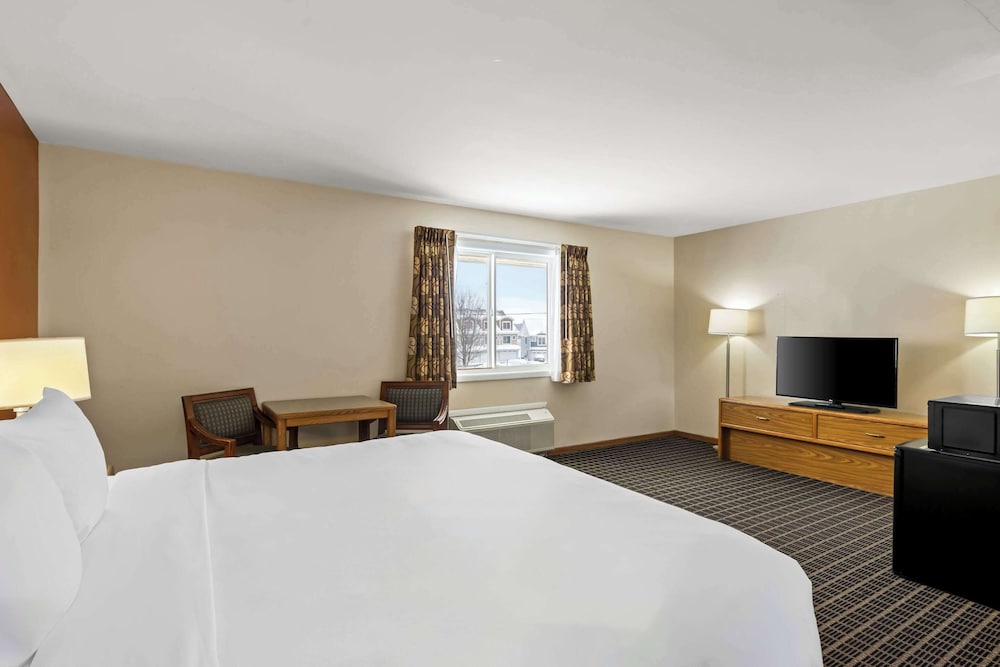 Room, 1 King Bed, Non Smoking