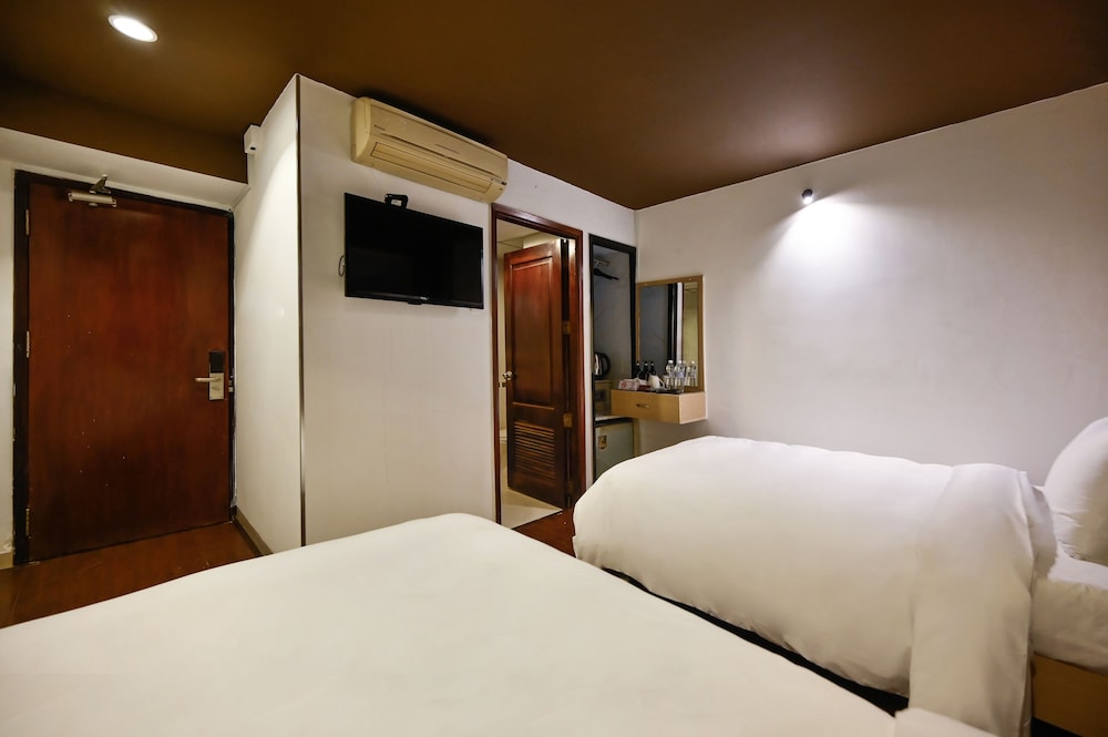 The Noble Swan Hotel New World — photo 64