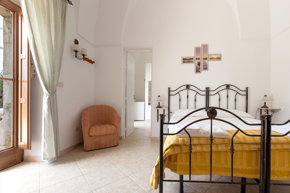 Villa photo 1