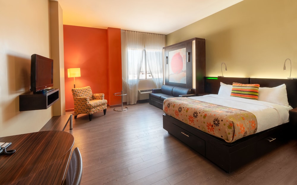 Adapted Room, 1 Queen and 1 Queen Murphy Bed