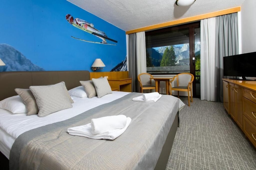 Standard Double Room - Photo 2