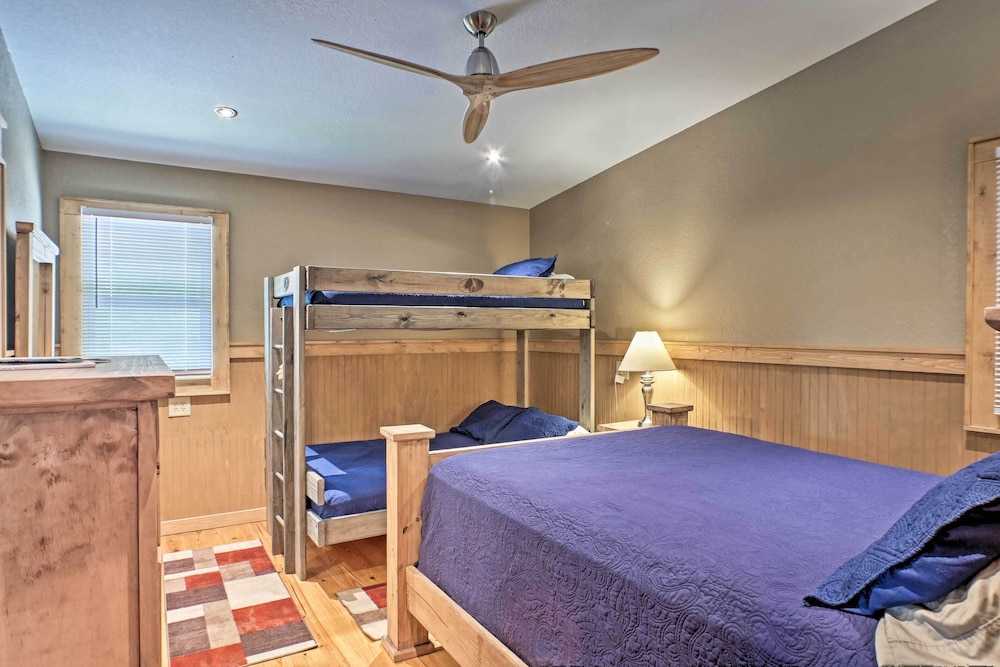 House (2 Bedrooms) photo 1