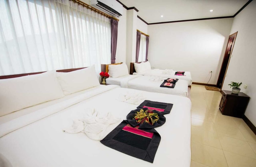 Standard Triple Room photo 3