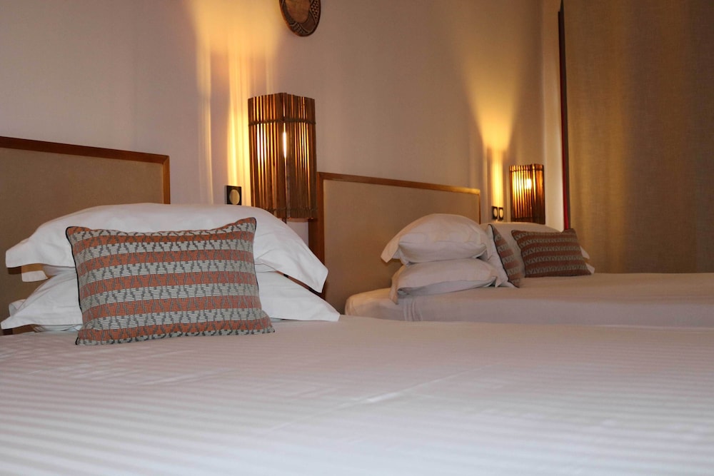 Exclusive Suite, 1 Double Bed, Beach View (Prestige) - Photo 4