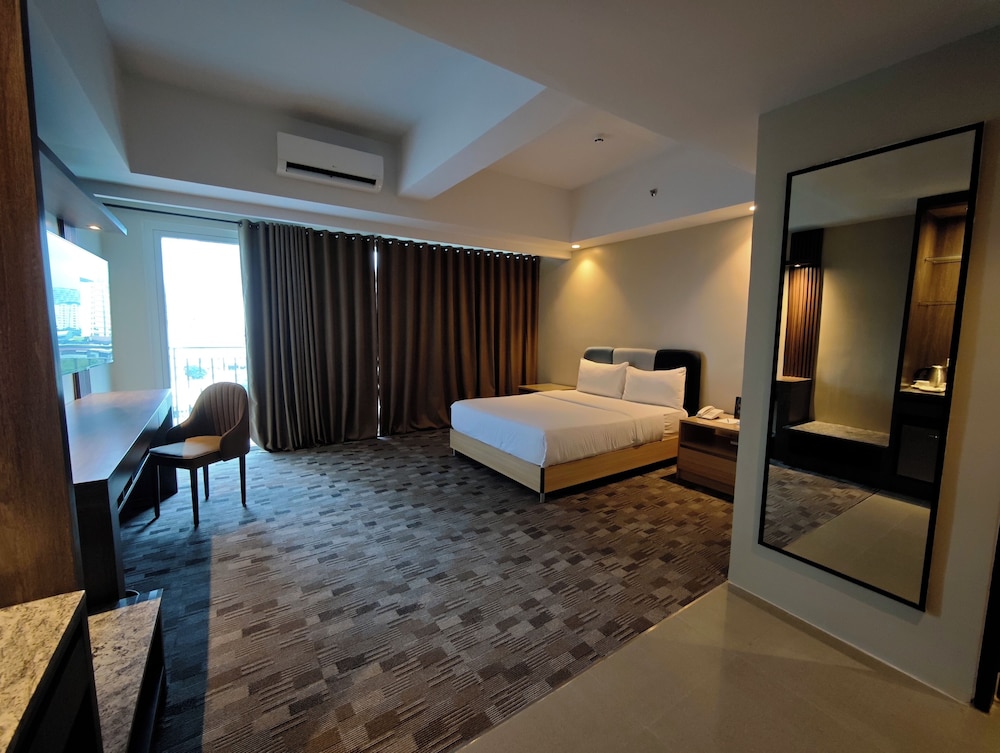 Junior Double Room