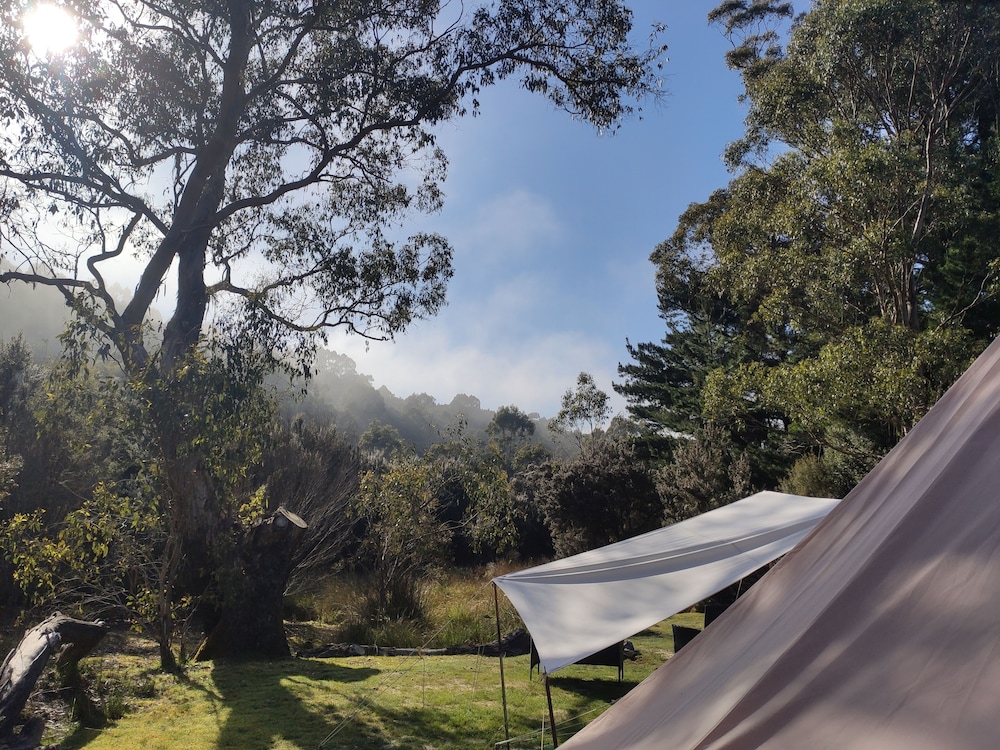 Luxury Tent for Two photo 3