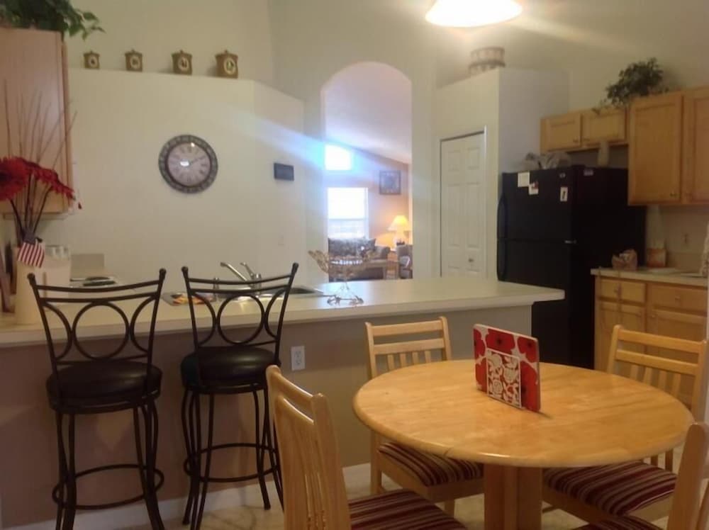 Standard Apartment, 4 Bedrooms photo 3