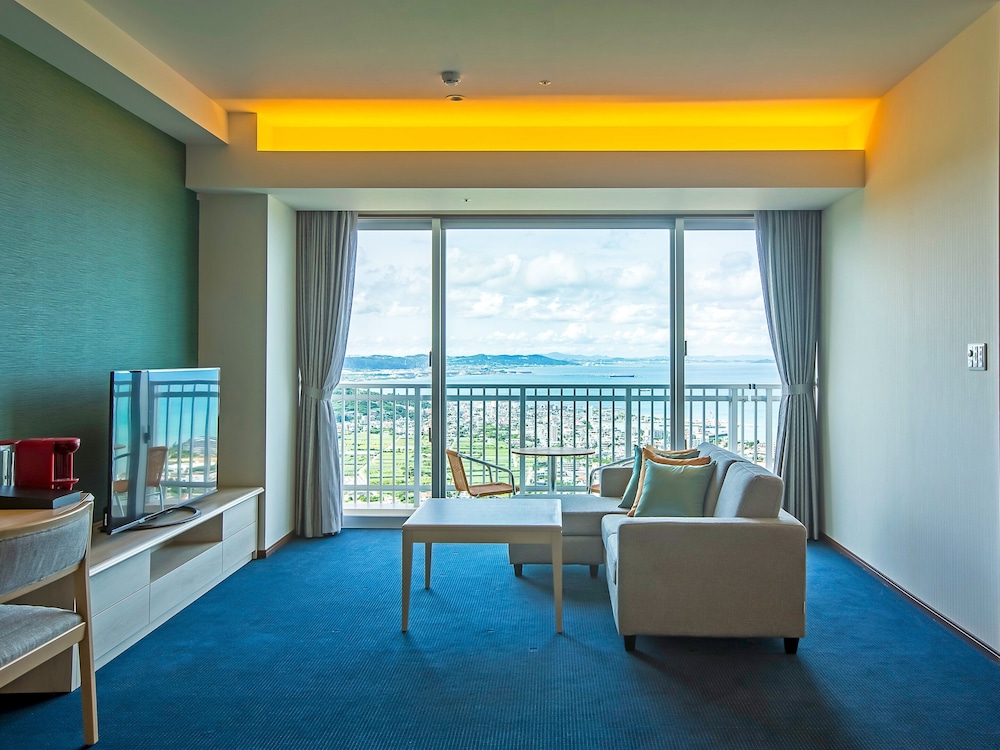 Suite, 1 Bedroom, Ocean View - Photo 1