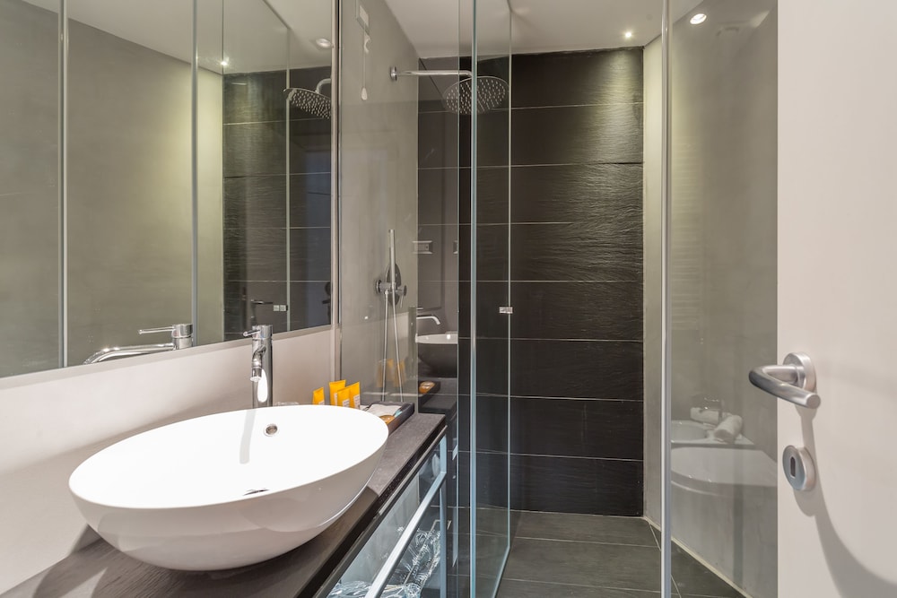 Superior Double or Twin Room photo 2