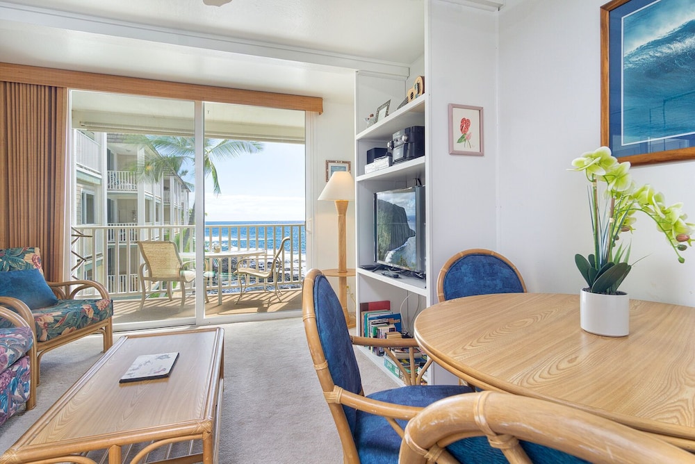 Condo, 1 King Bed with Sofa bed, Ocean View, Poolside