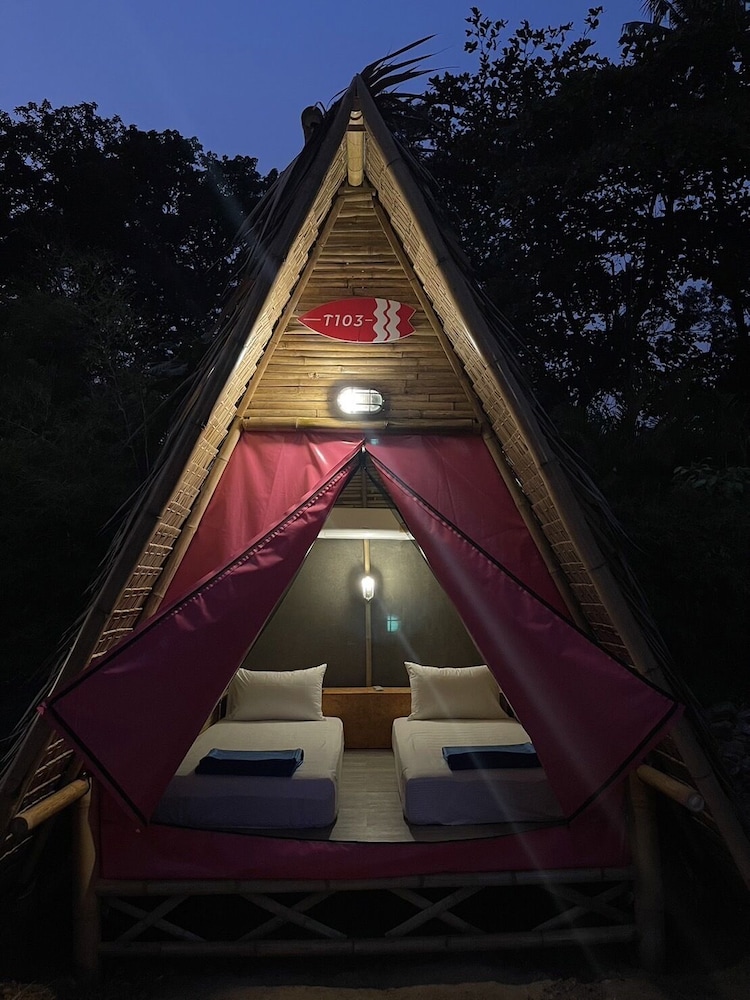 2-Bed Tent Room - Photo 6