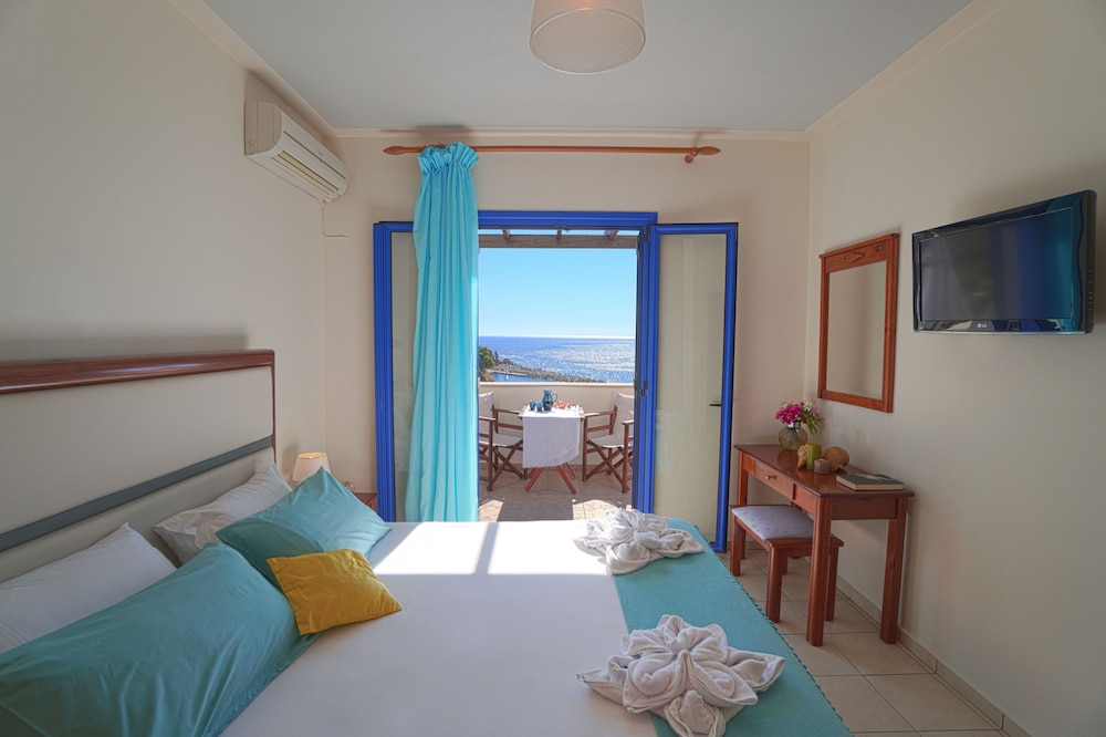 Apartment with Sea View - Photo 1