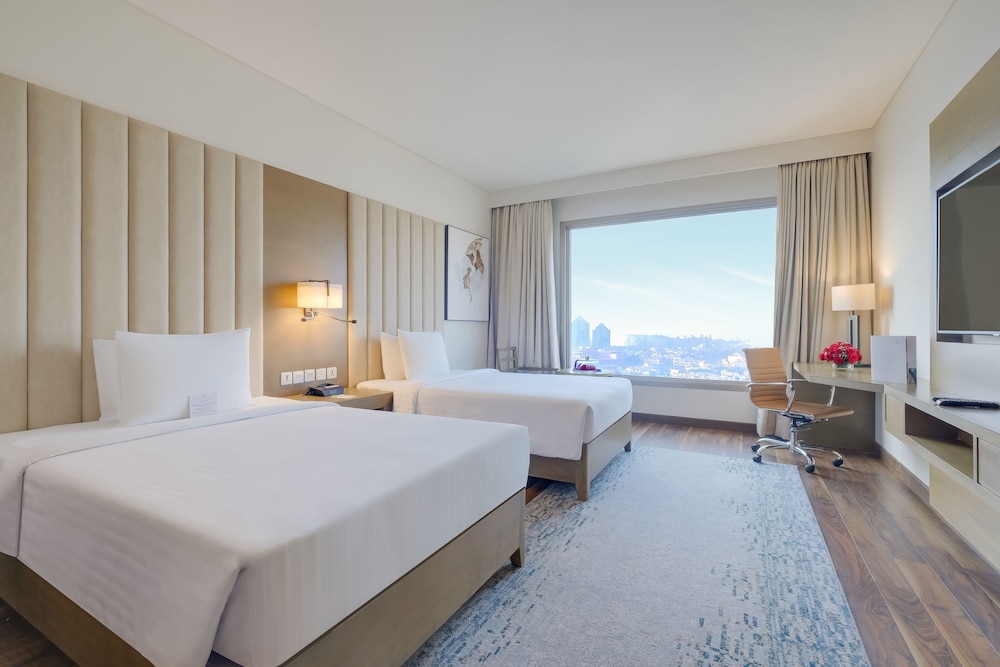 Club Room, 2 Twin Beds - Photo 4