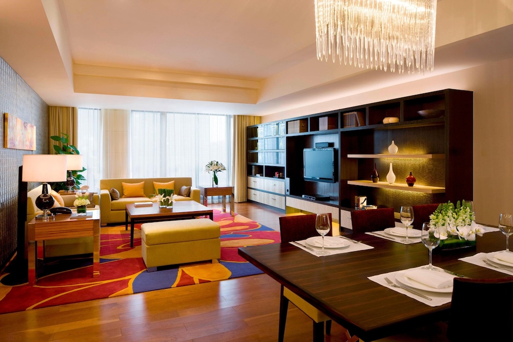 Apartment, 3 Bedrooms - Photo 1