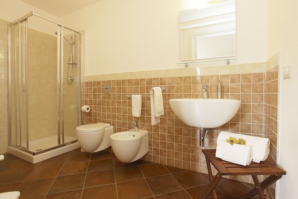 Standard Double or Twin Room, Valley View photo 3