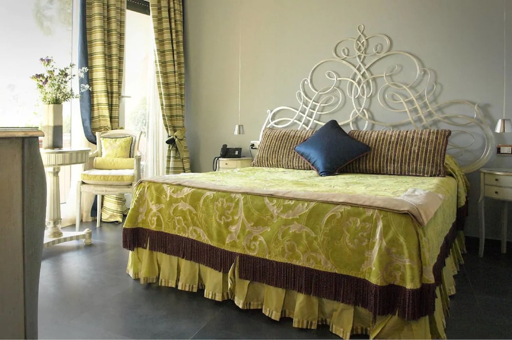 Luxury Suite, Sea View (Dependance, Separate Building) photo 1