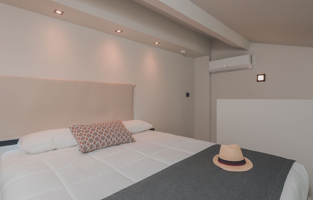 Superior Duplex