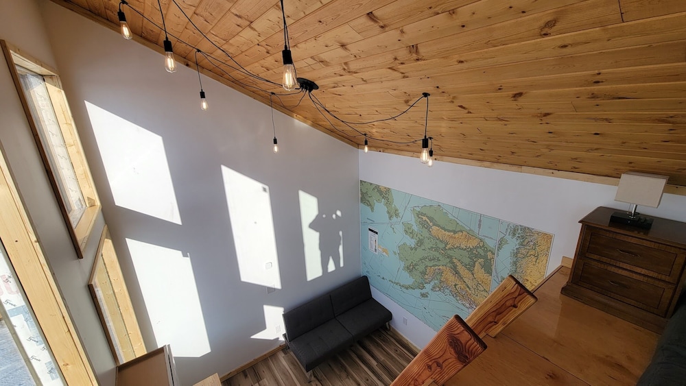 Deluxe Tiny House, Private Airstrip photo 1