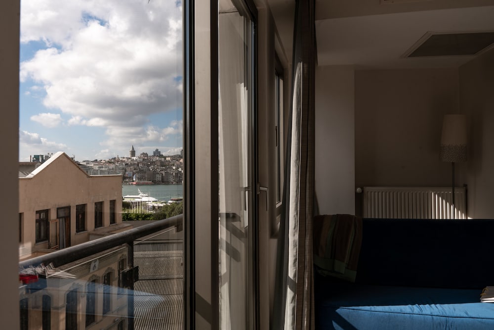 Partial Sea View Room Single Use photo 2