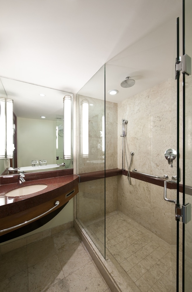 Club Room, 2 Double Beds, Accessible photo 2