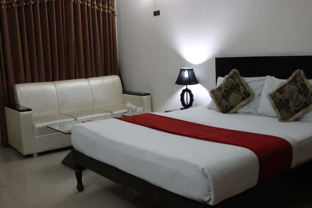 Deluxe Single Room