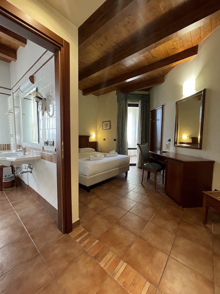 Double Room, Private Bathroom
