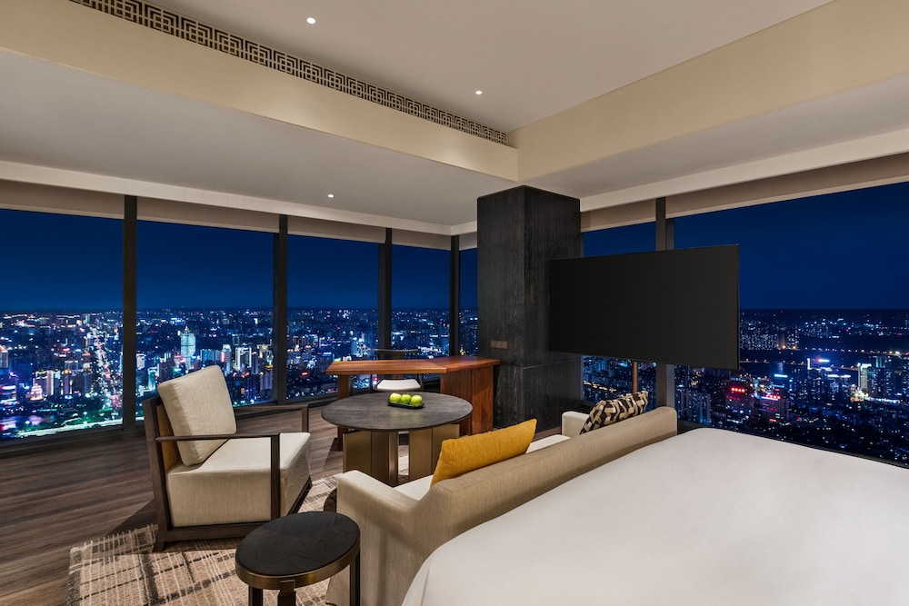 Horizon, Premier Room, 1 King Bed - Photo 5