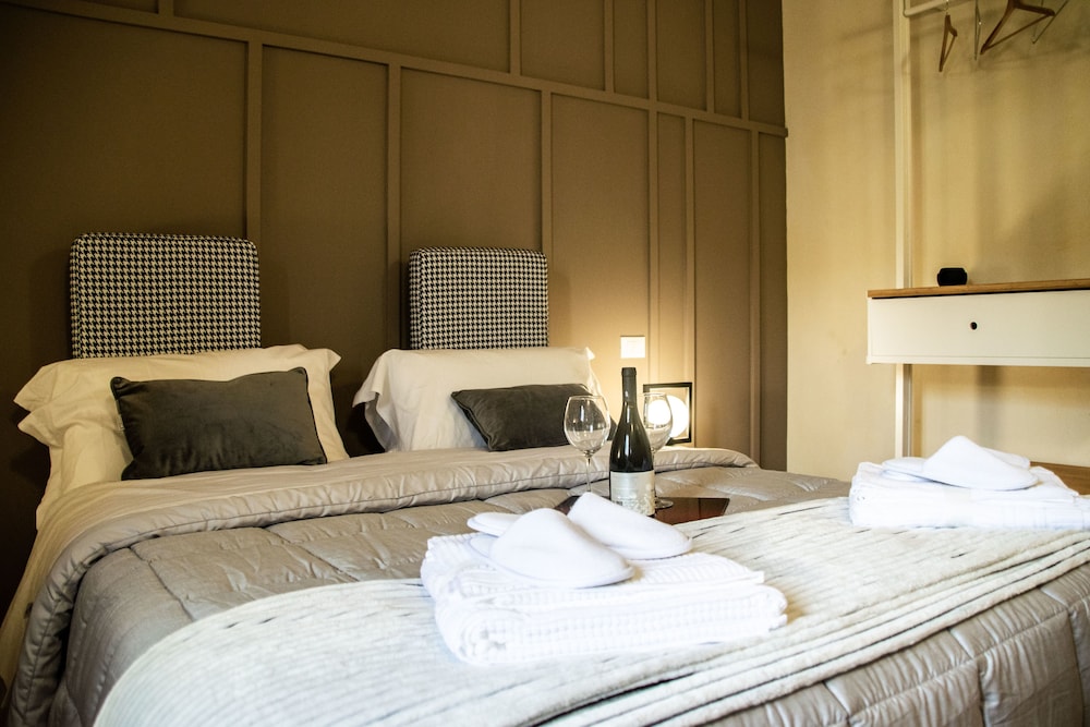 Deluxe Double Room - Photo 6