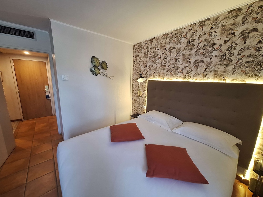 Classic Room, 1 Double Bed, Non Smoking - Photo 1